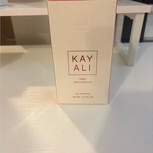 Kay Ali Eden Juicy Apple Perfume